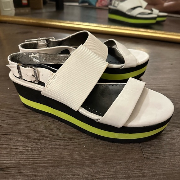 Circus Sam Edelman Sandals - Picture 2 of 4